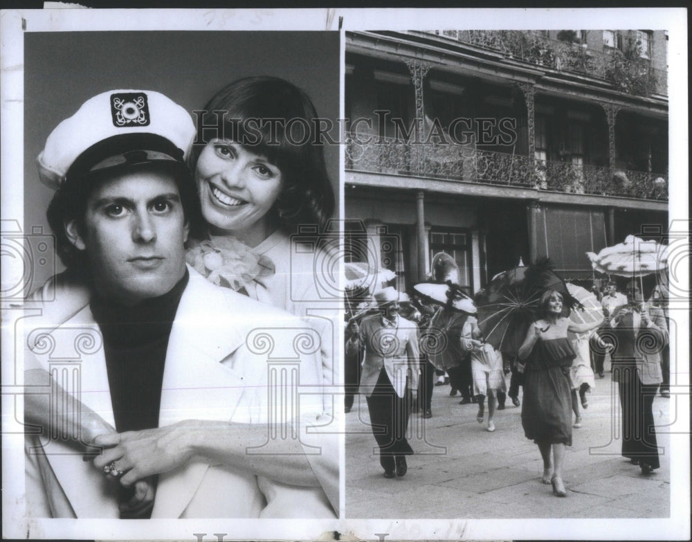 1989 Captain Tennile Leading street parade - Historic Images