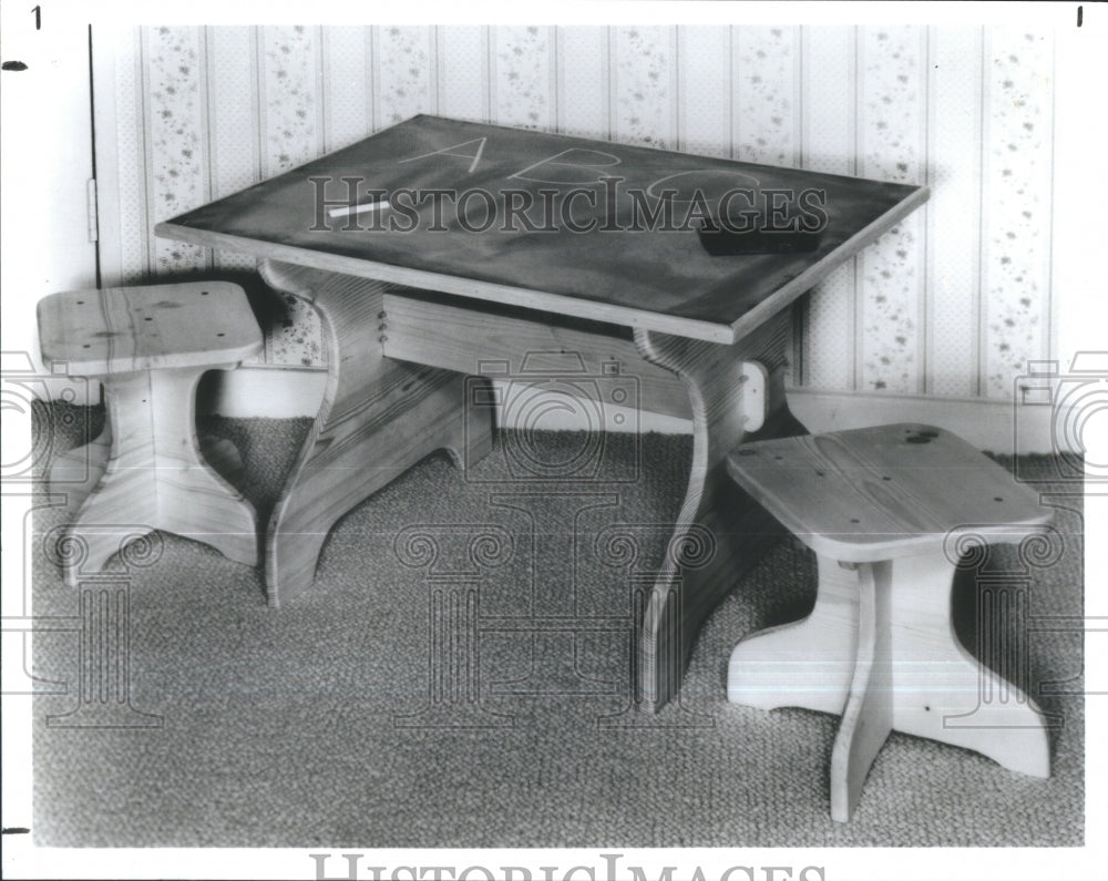 1994 Children&#39;s Furniture Table Chairs - Historic Images