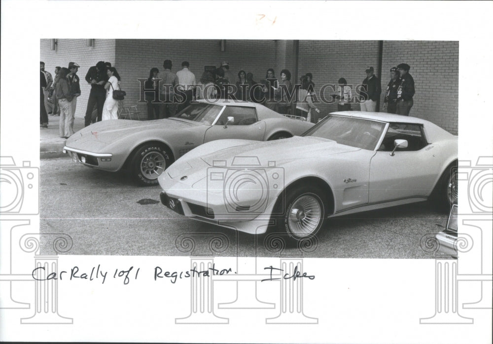 1983 Press Photo Car Rally Registrator Ickes Park Snap - Historic Images