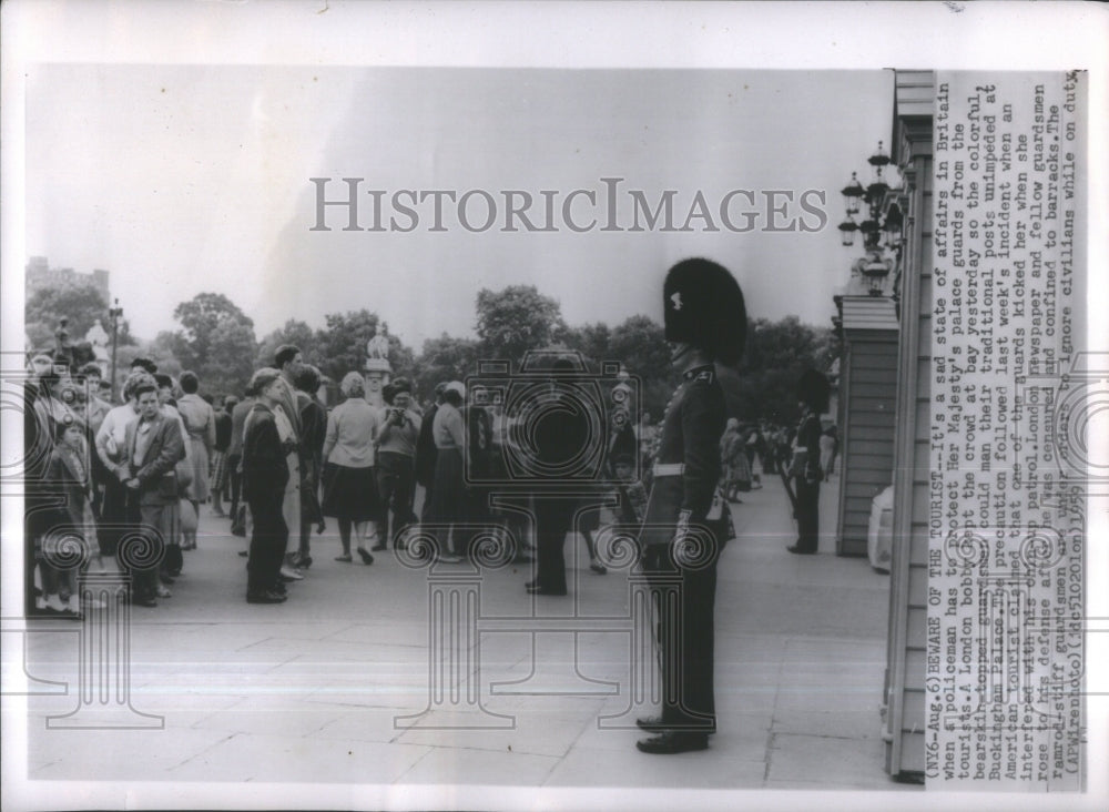 1959 London Guard Bobby Assault - Historic Images