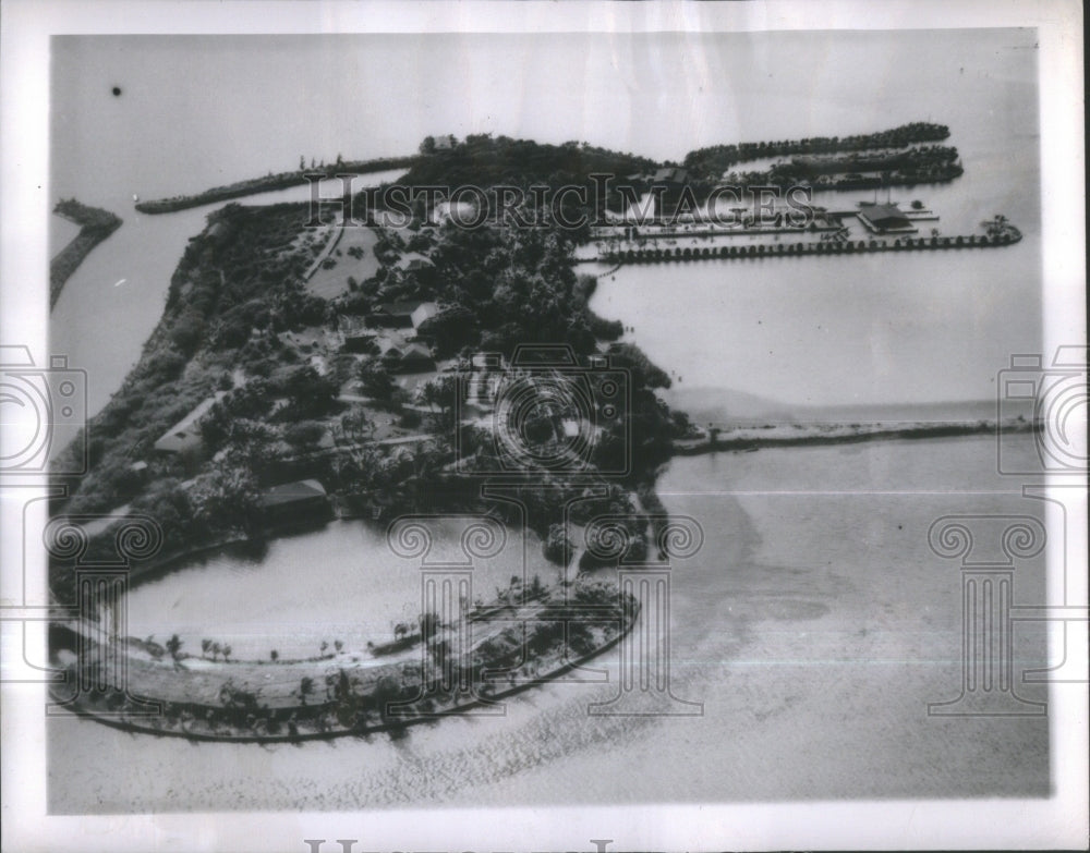 1947 Press Photo Coconut Island Pacific Resort- RSA35323 - Historic Images