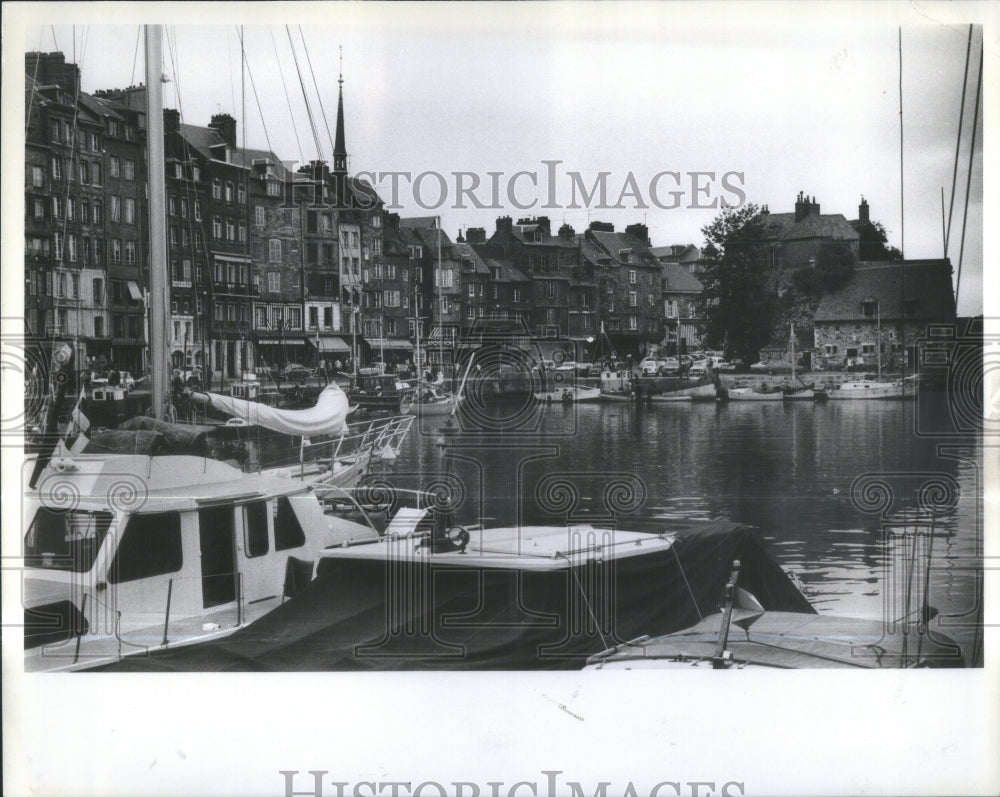 1983 Beuvron-en-auge France beautiful town - Historic Images