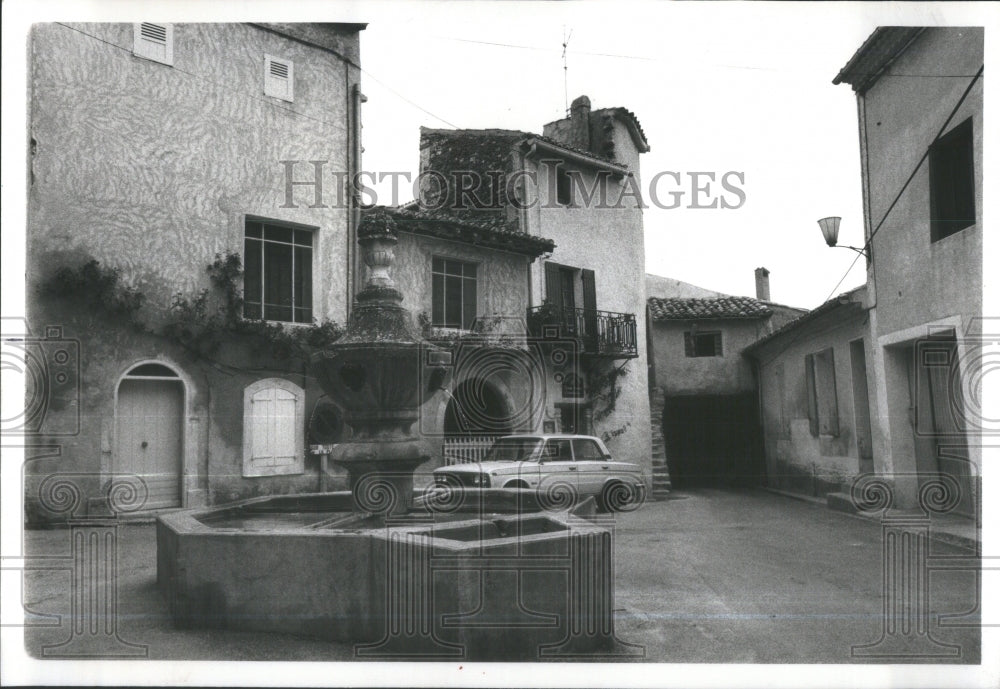 1980 Hilltop Village Avignon France - Historic Images