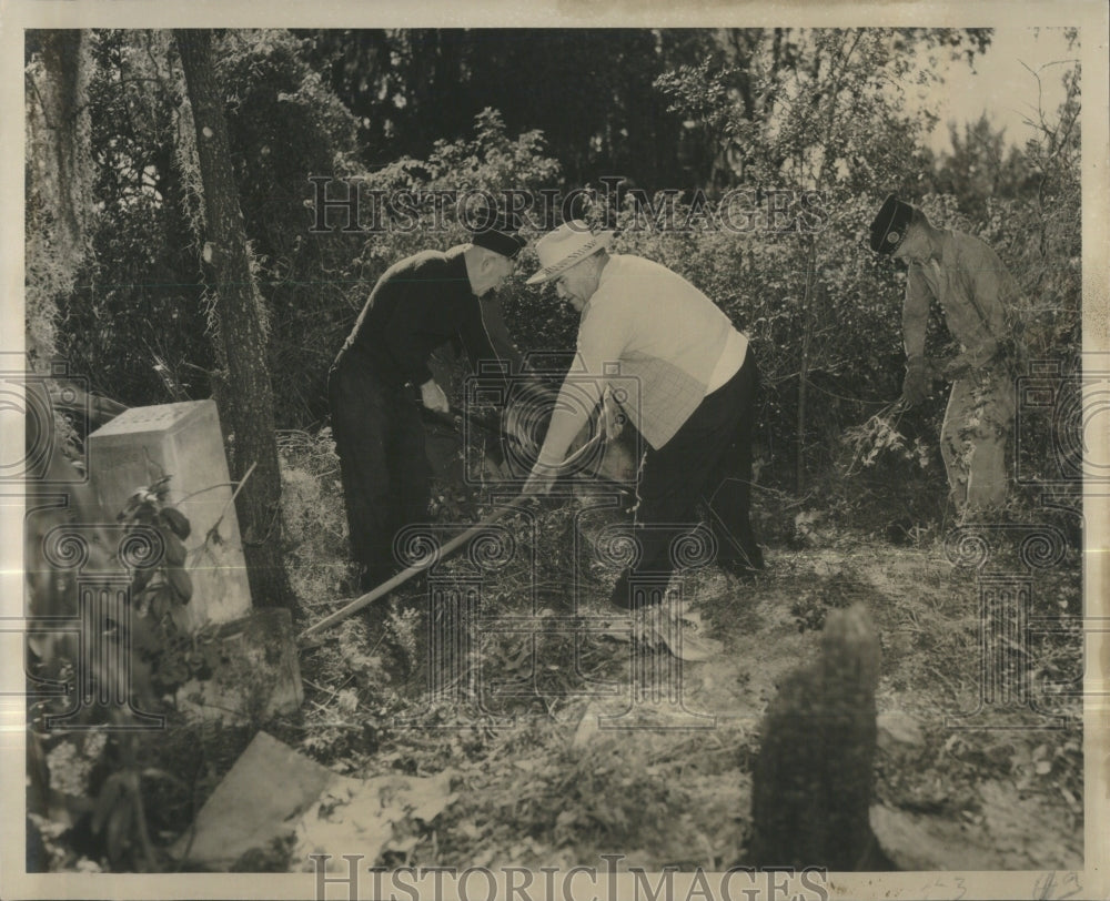 1949 Press Photo Legionnaires Walter Mullier Jungle- RSA37427 - Historic Images