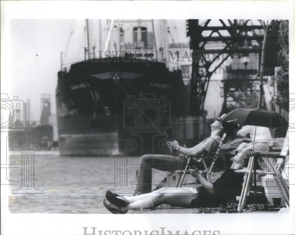 1984 Press Photo Detroit Fishing Boat- RSA38105 - Historic Images