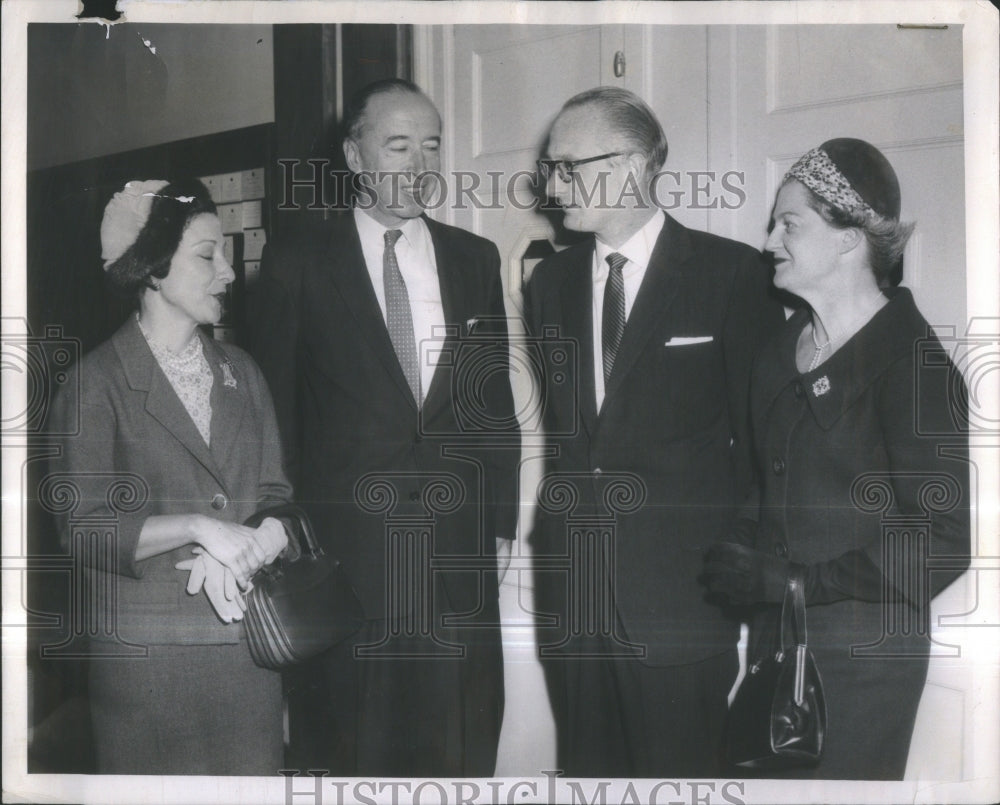 1958, Duke of Bedford Mrs Robert Whyte Mason- RSA38581 - Historic Images