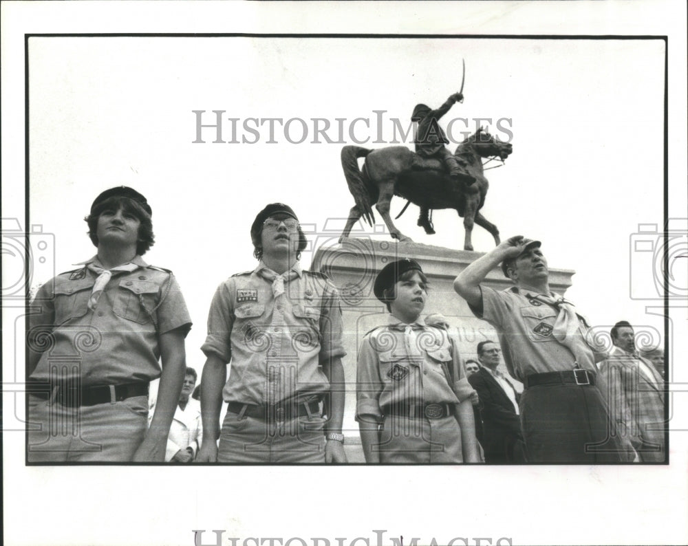 1978 Press Photo Polish Boy Scouts Stand at Attention. - Historic Images