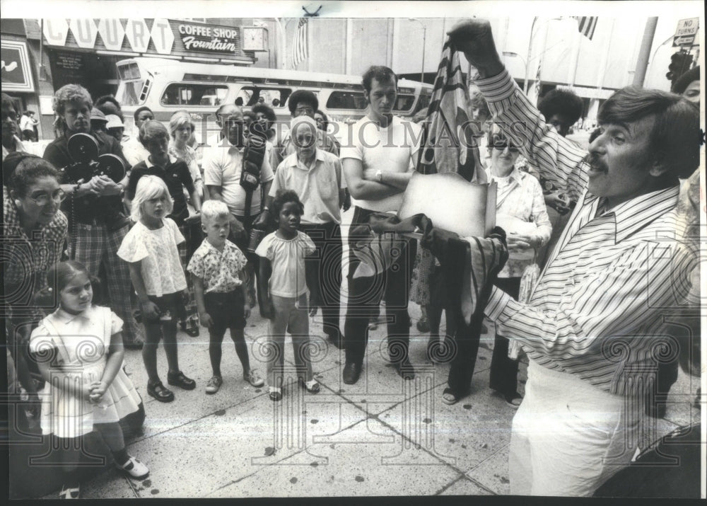 1977 State Street Council People Week - Historic Images