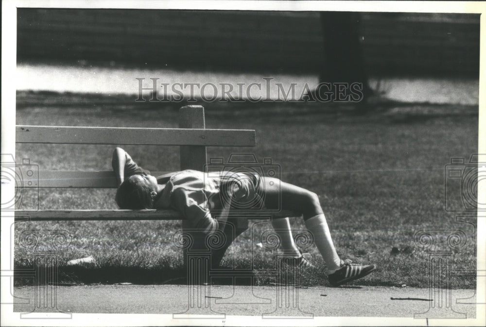 1978 Springtime In Lincoln Park Chicago - Historic Images