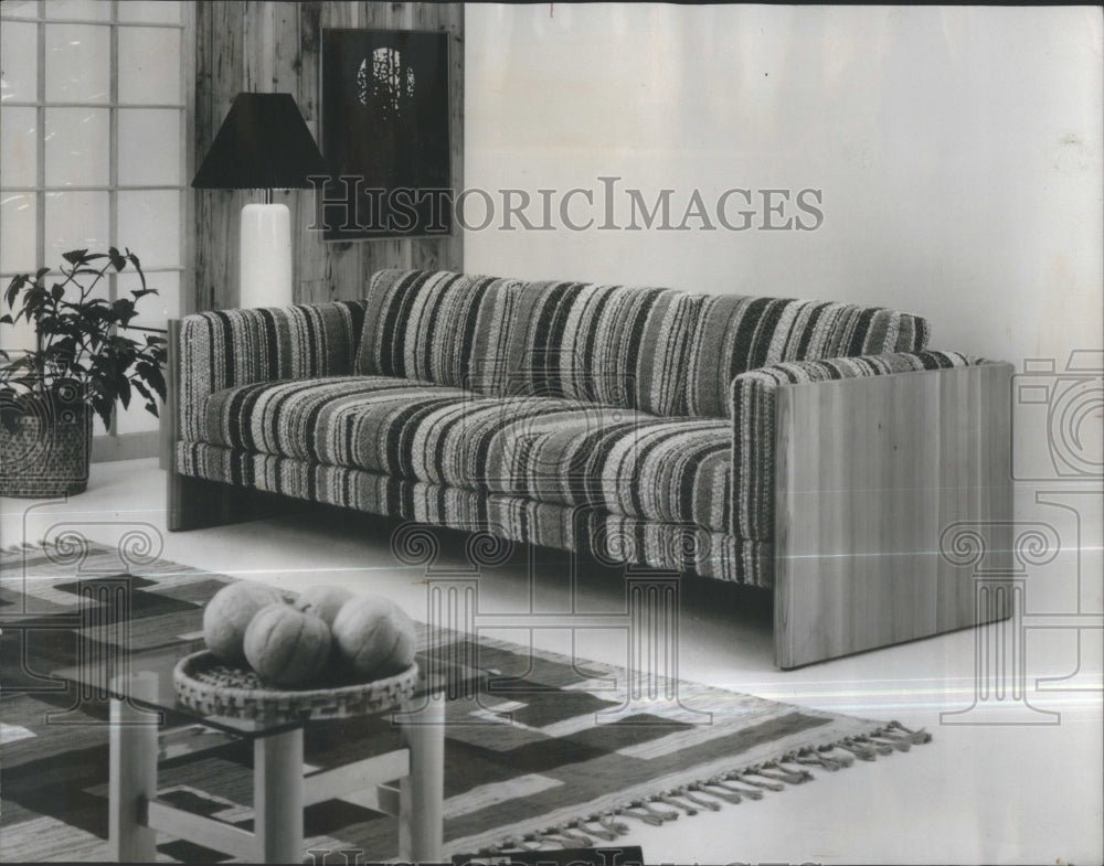 1973 Press Photo SOFA- RSA39549 - Historic Images