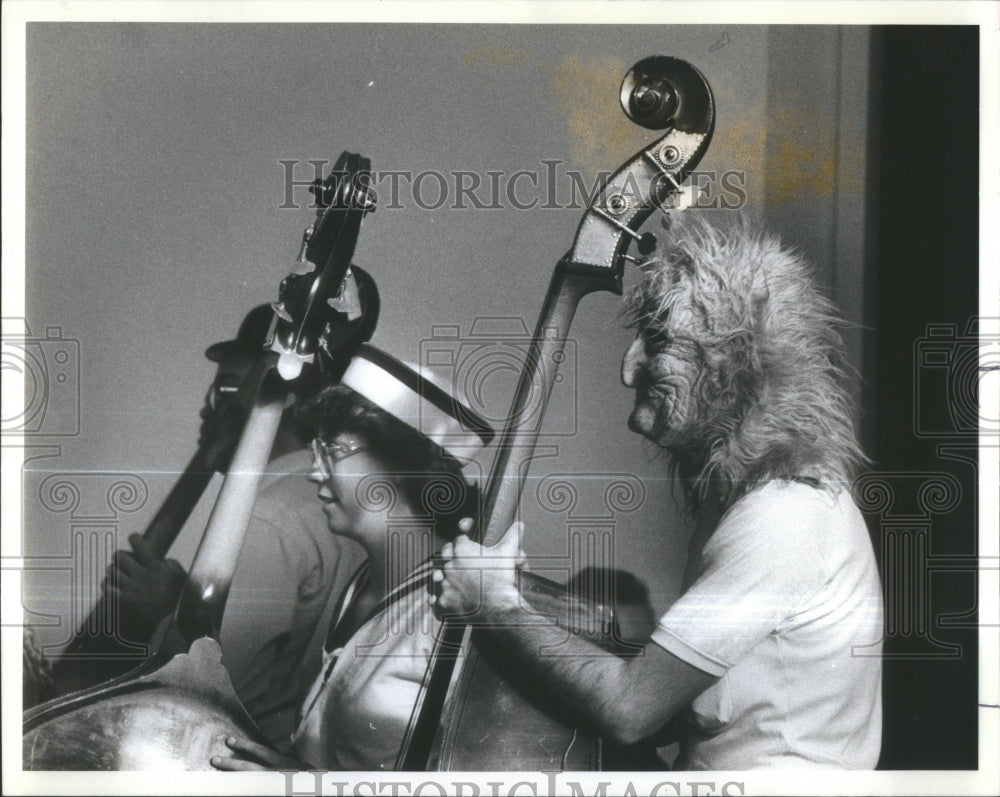 1982 DePaul University Symphony Orchestra - Historic Images