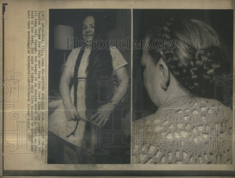 1972 Press Photo Mrs. Thorpe &amp; Her Four Foot Long Hair- RSA39737- Historic Images