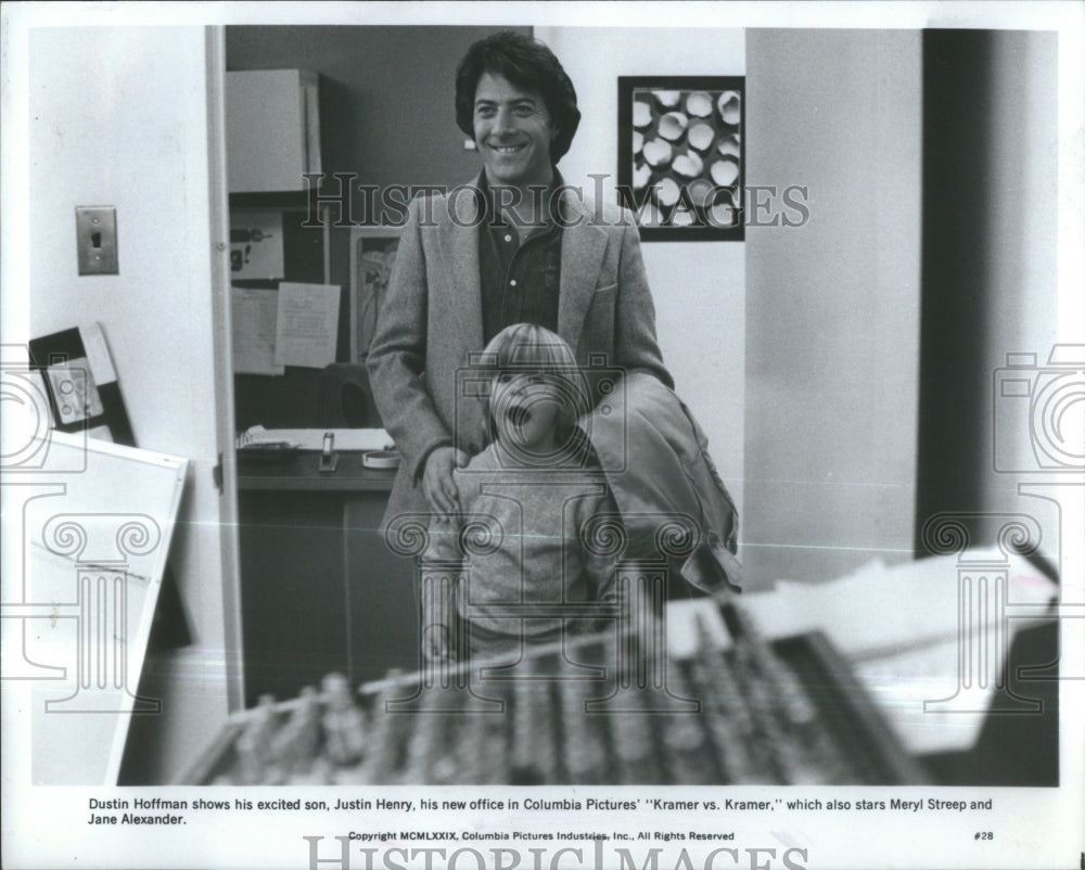 1982 Press Photo Dustin Hoffman and Justin Henry- RSA39857 - Historic Images