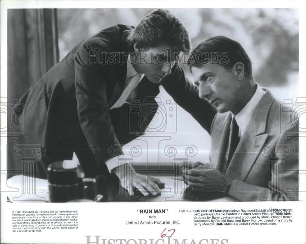 1991 Dustin Hoffman & Tom Cruise - Historic Images