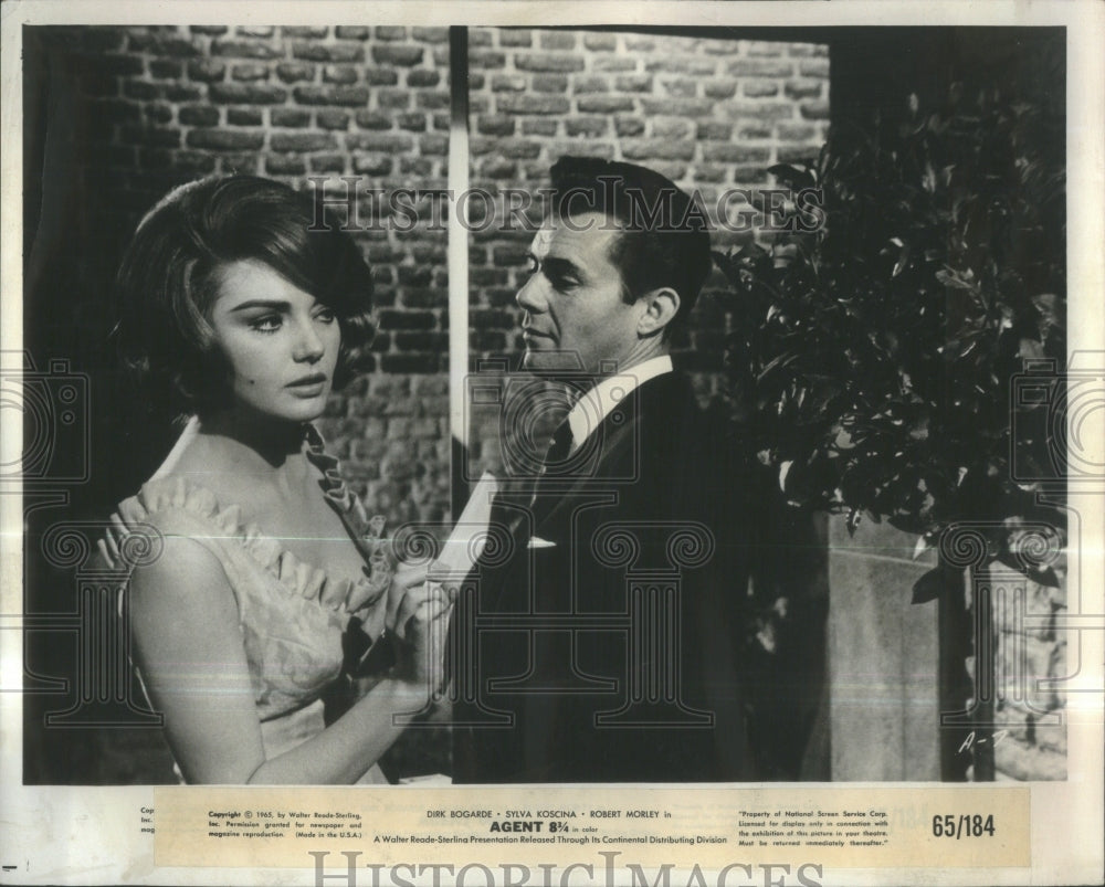 1965 Dirk Bogarde Agent Sylva Koscina Rober - Historic Images