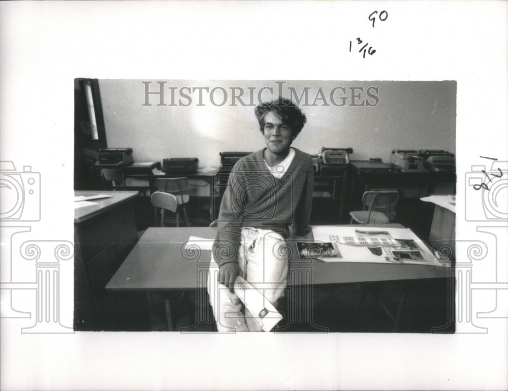 1988 Lowe Perry Student Editor Pose Snap - Historic Images