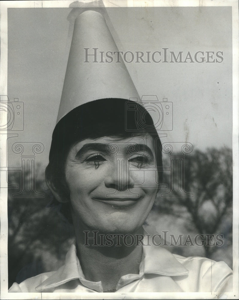 1967 Terry Lomax "Oh What a Lovely War." - Historic Images