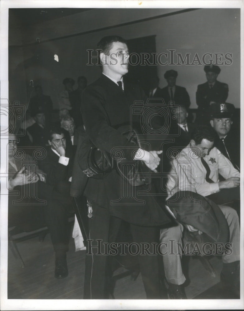 1961 Press Photo Officer Gerald Koch of Fillmore PD- RSA41113 - Historic Images