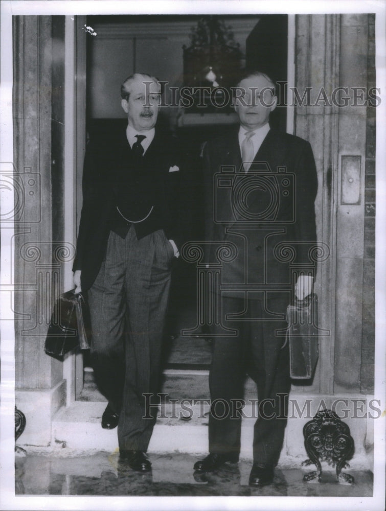 1955 British foreign Secretary Harold Direc - Historic Images