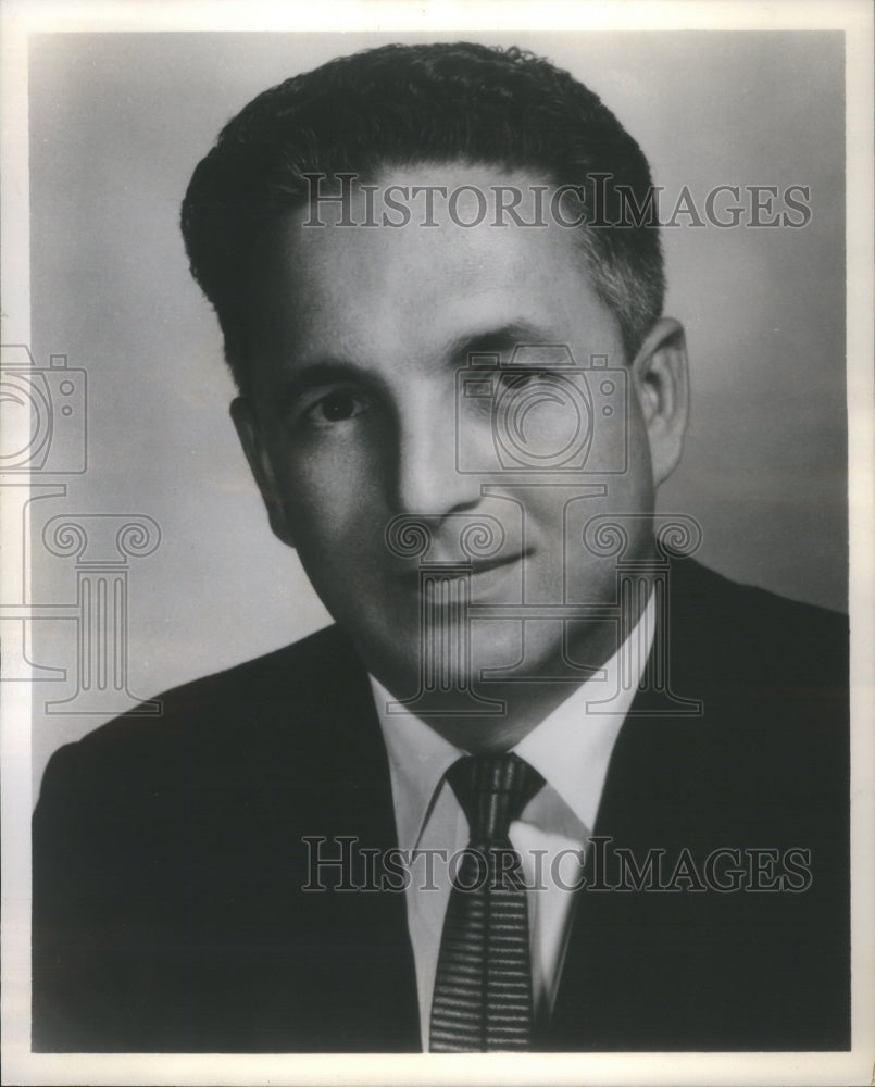1960 Gerald Lloyd Executive vice president-Historic Images