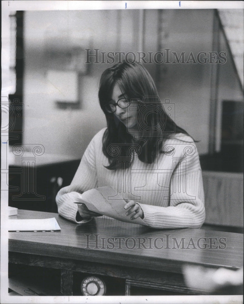 1971 Press Photo Georgana Fackler Candid Cook County Po- RSA41913 - Historic Images