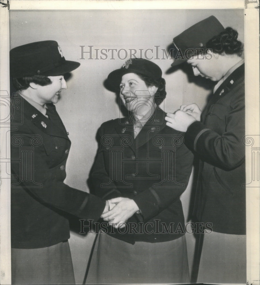 1943 Opera Singer, Mary Fabian Joins the Wa - Historic Images