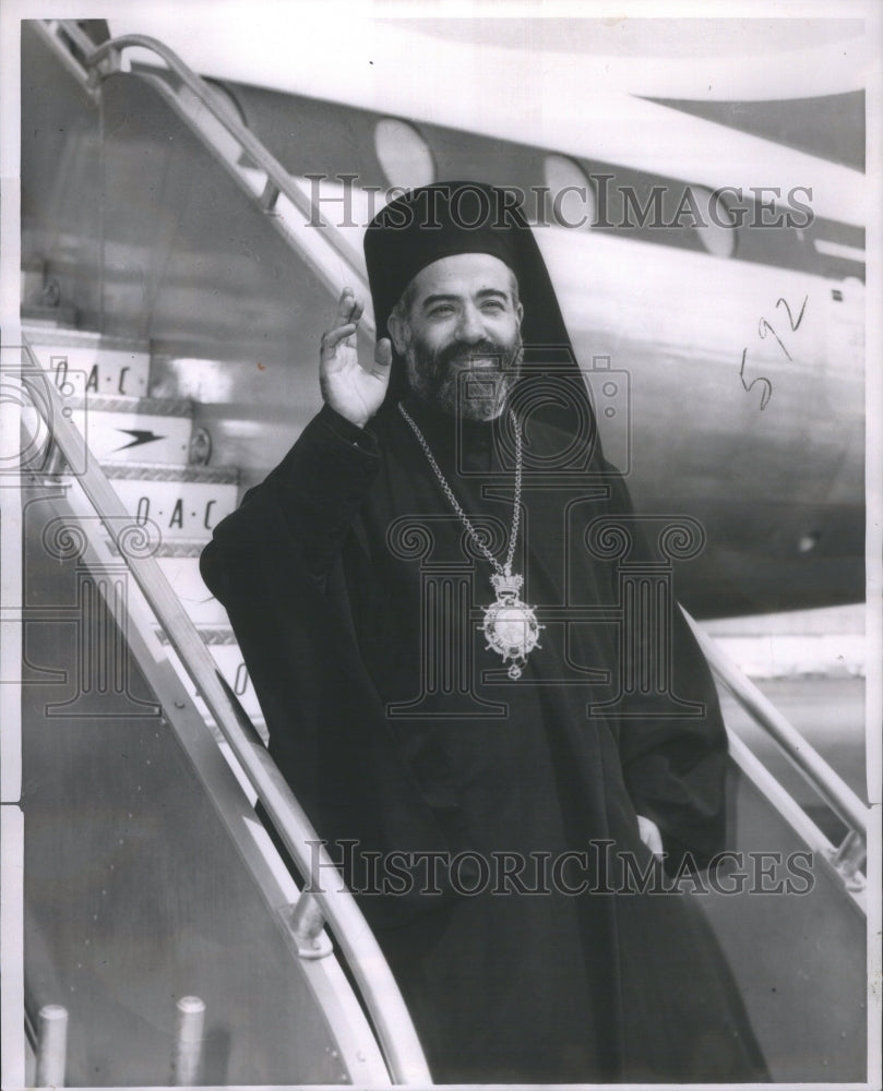 1959 Archbishop Ezkiel Leaves Chicago - Historic Images