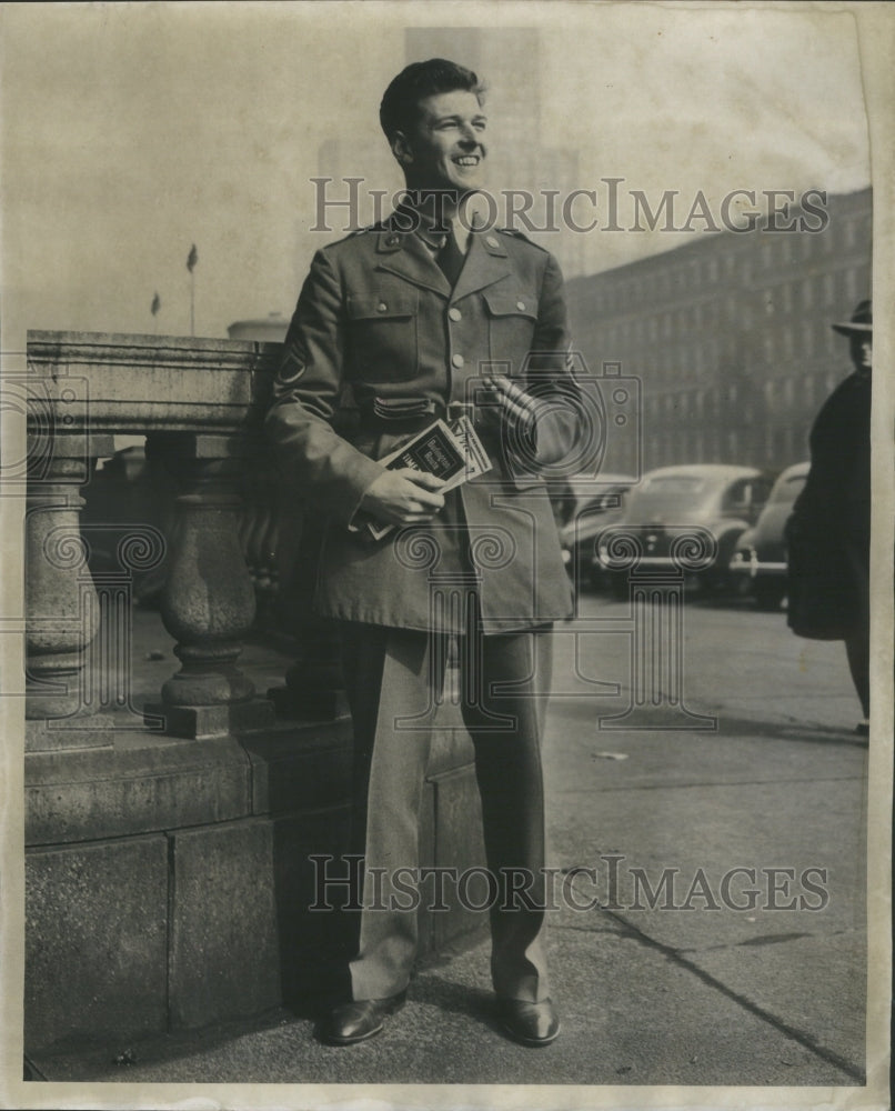 1942 Press Photo Joseph L. Lockhart Staff Sergeant- RSA42167 - Historic Images