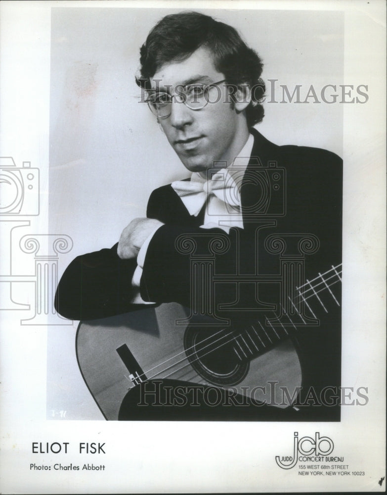 1981 Eliot Fisk, NU Masters of the Guitar S - Historic Images