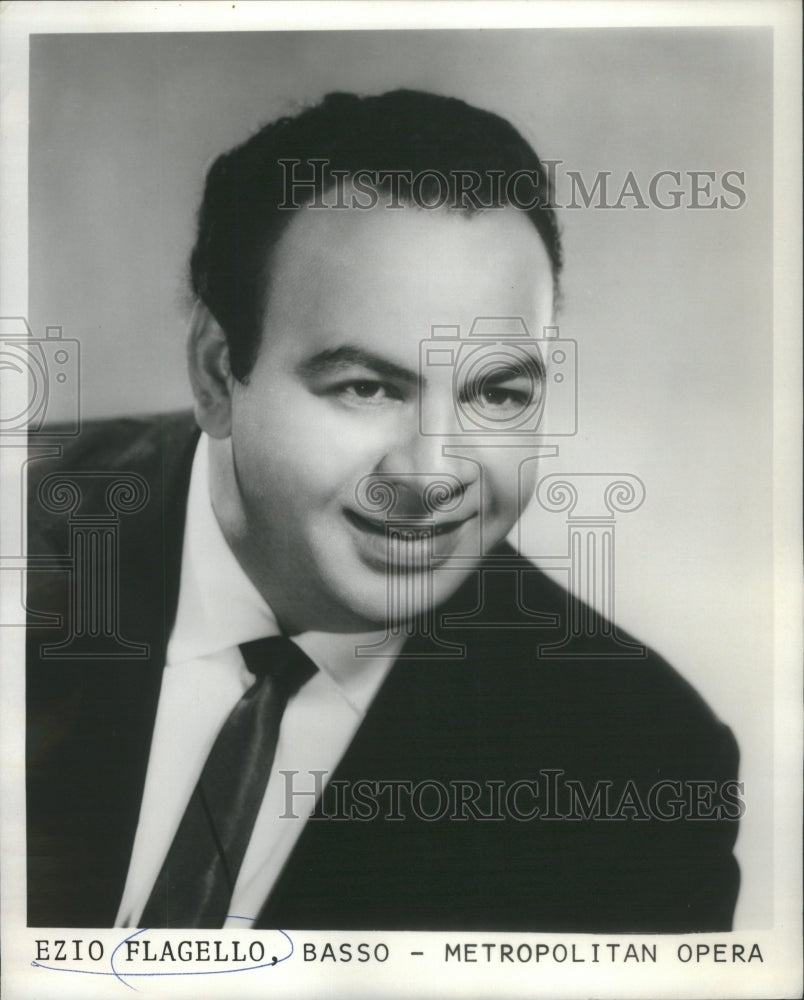 1973 Press Photo Ezio Flagello Italian Metropolitan- RSA42843-Historic Images