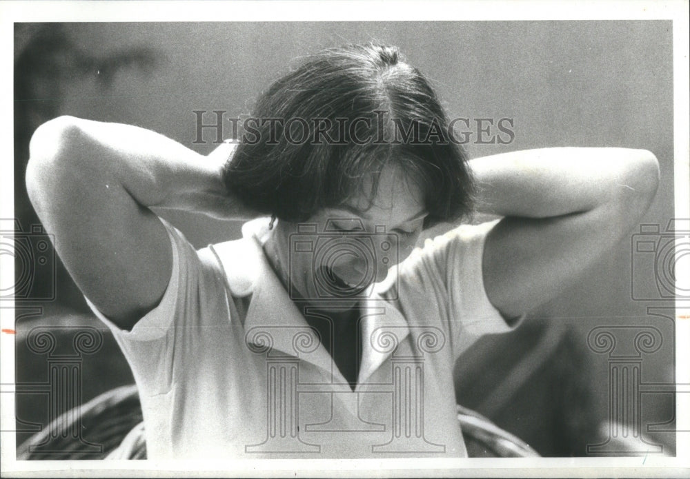 1977 Author Joan Garrity in Ritz-Carlton Lo - Historic Images