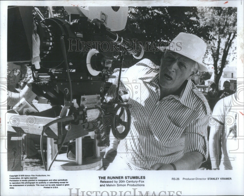 Press Photo Stanley Kramer director Runner Stumble- RSA43171 - Historic Images