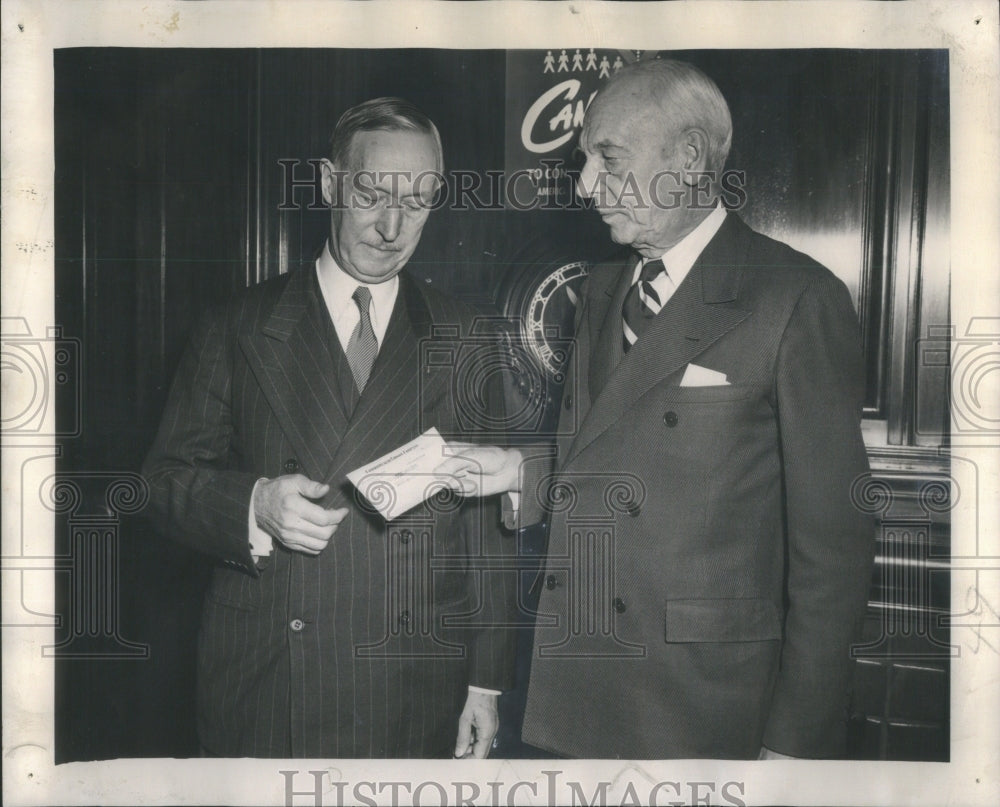 1947 Press Photo Charles Y Freeman Chairman ComEd- RSA43201 - Historic Images