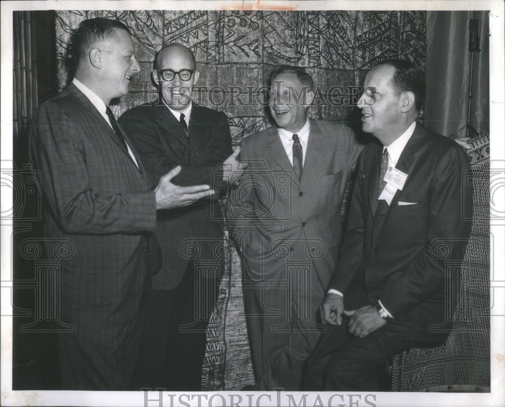 1961 Press Photo Edgewater Pilsen Brewing Joseph Spinka- RSA43253 - Historic Images