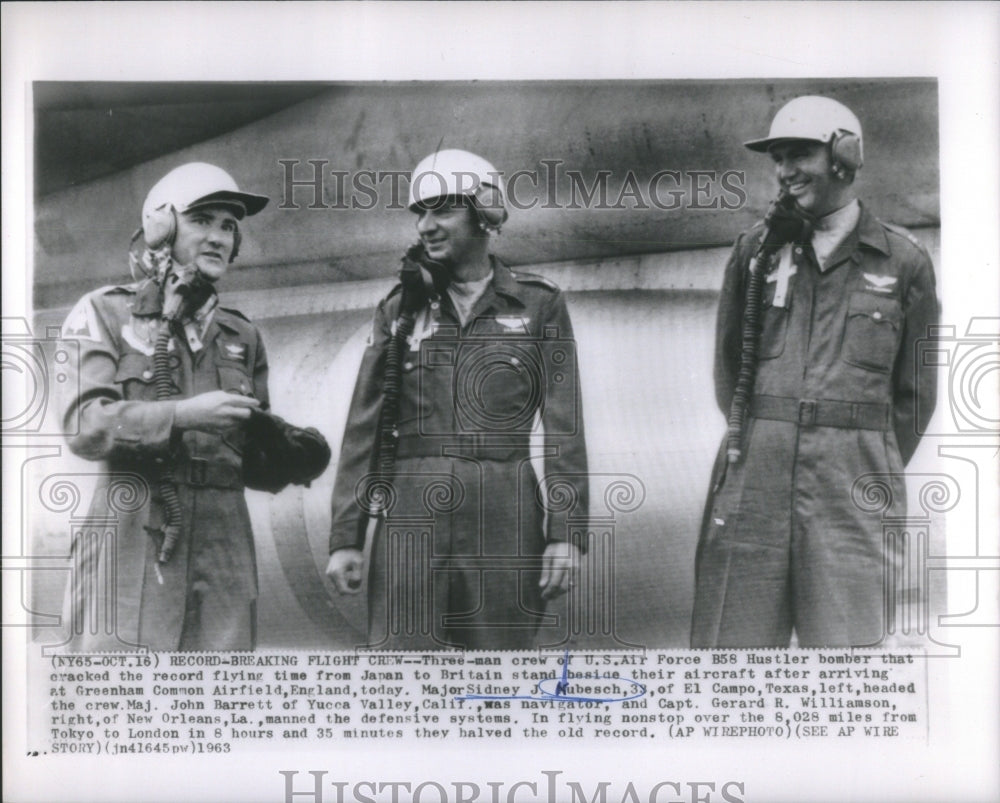 1963 Major Sidney Kubesch &amp; Record Flight - Historic Images