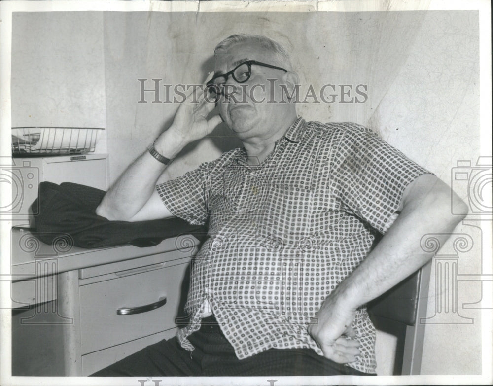 1964 Press Photo Stanley Laz Longshoreman Police Local- RSA43865 - Historic Images