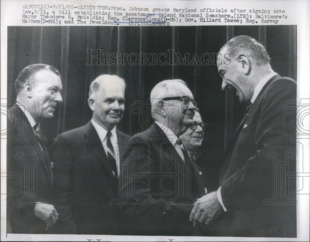 1965 Johnson Greets Maryland Officials - Historic Images