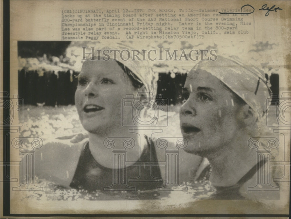 1975 Swimmer Valerie Lee American record bu - Historic Images