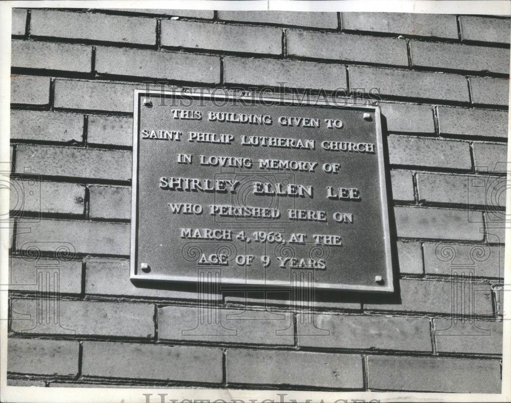 1968 Apartment Building Where Child Died - Historic Images