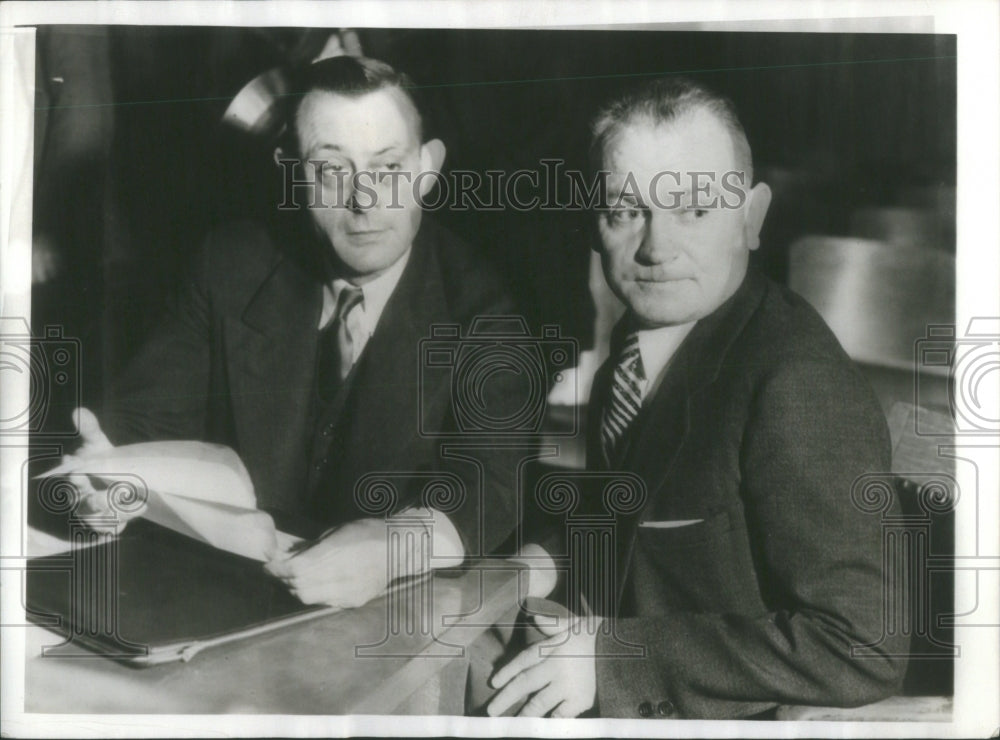 1936, Tom Kyne attorney John Taaffe defendan - RSA45051 - Historic Images