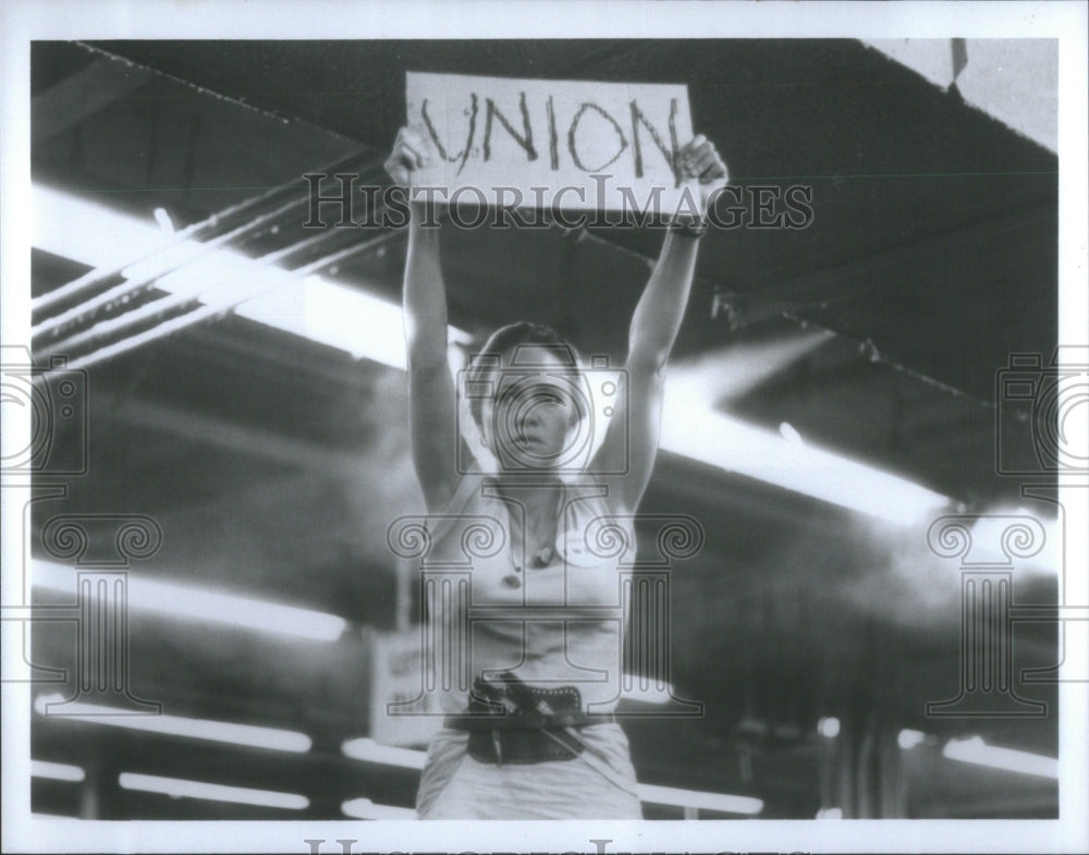 1979 Press Photo Sally Field in &quot;Norma Rae.&quot;- RSA45351 - Historic Images