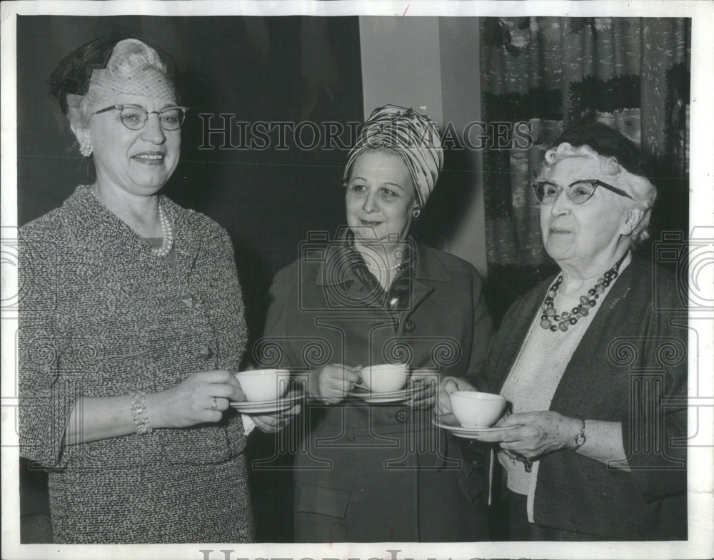 1965 Willa Loane Erickson Meeting Sheraton-Historic Images