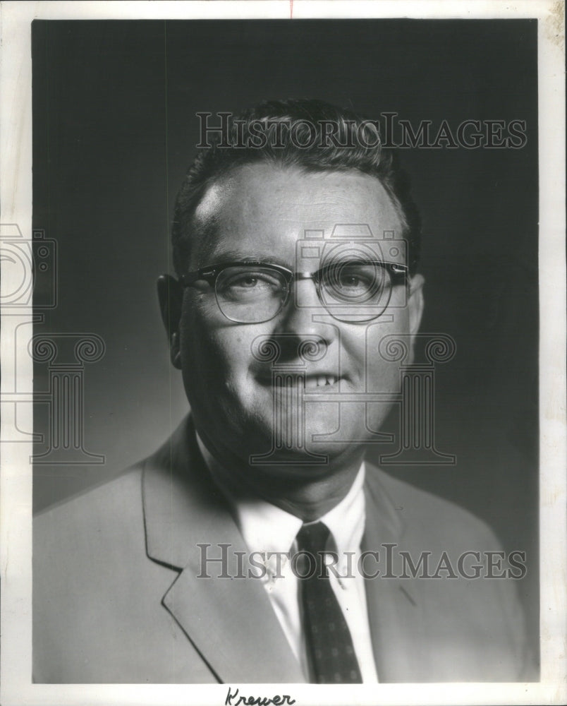 1967 Robert Krewer Executive Grant-Jacoby - Historic Images
