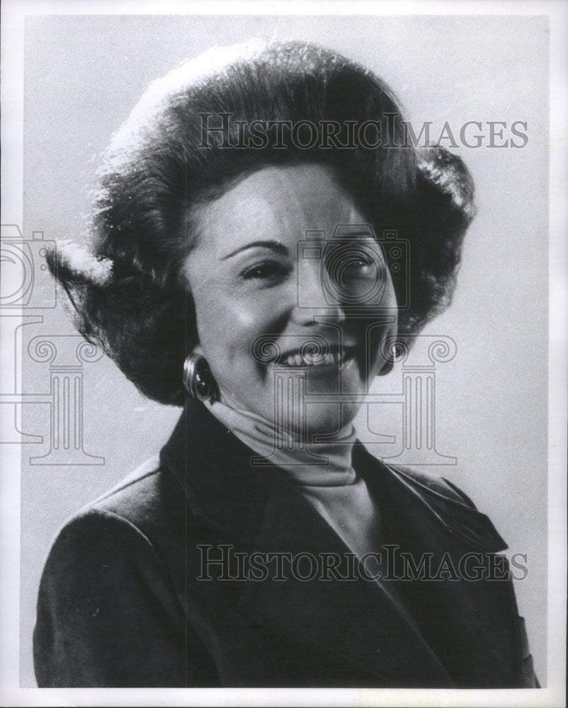 None Ann Landers - Historic Images