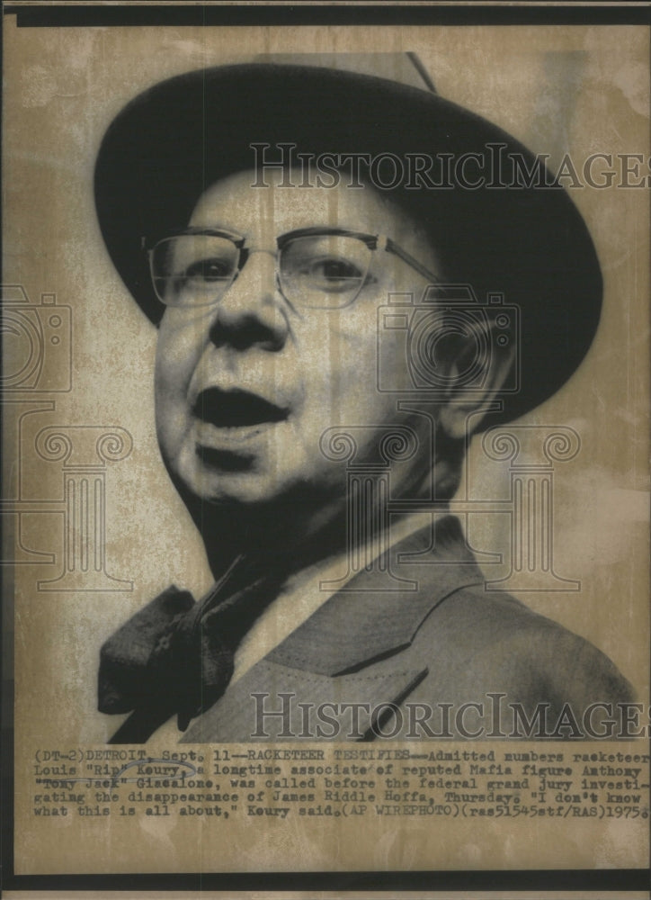 1975 Mafia man Louis "Rip" Keury, friend of - Historic Images
