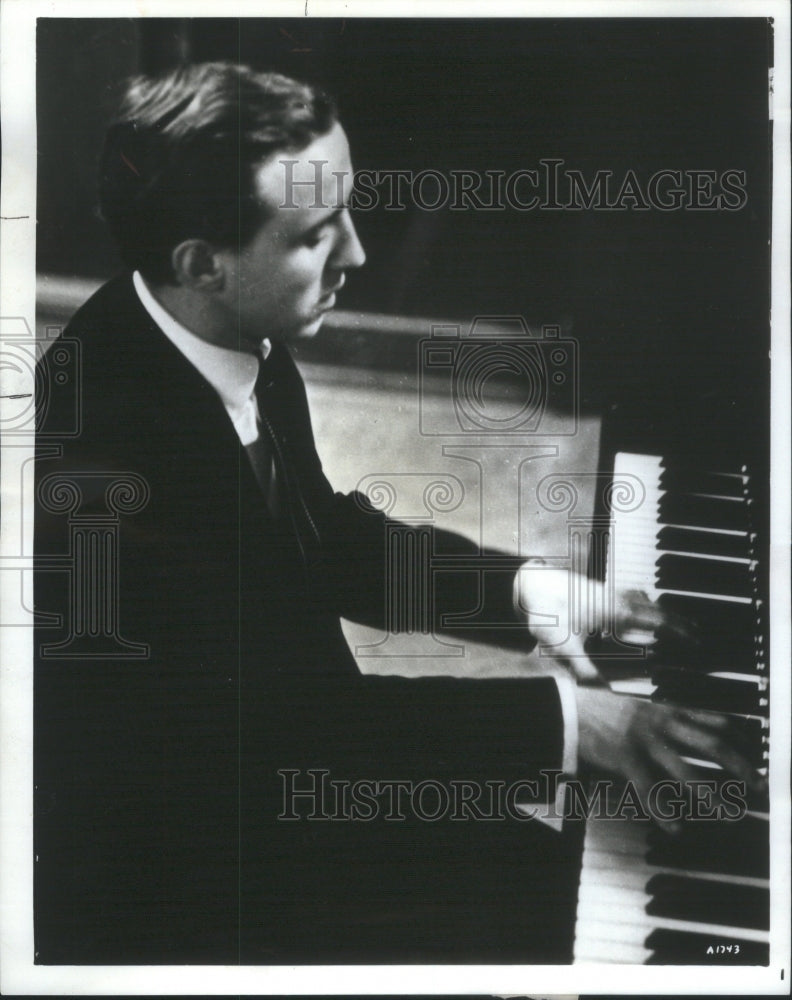 1970 Press Photo Valdimir Kralnev Russian Pianist- RSA46375- Historic Images