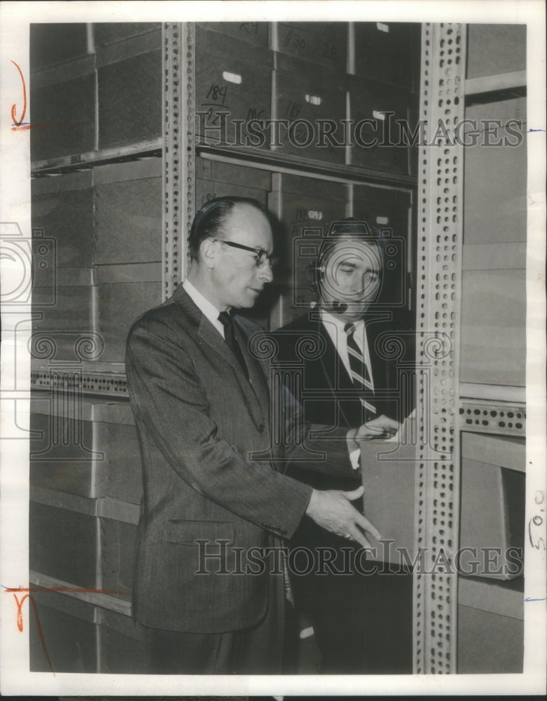 1960 Emmett J. Leahy, President of Leahy Ar - Historic Images