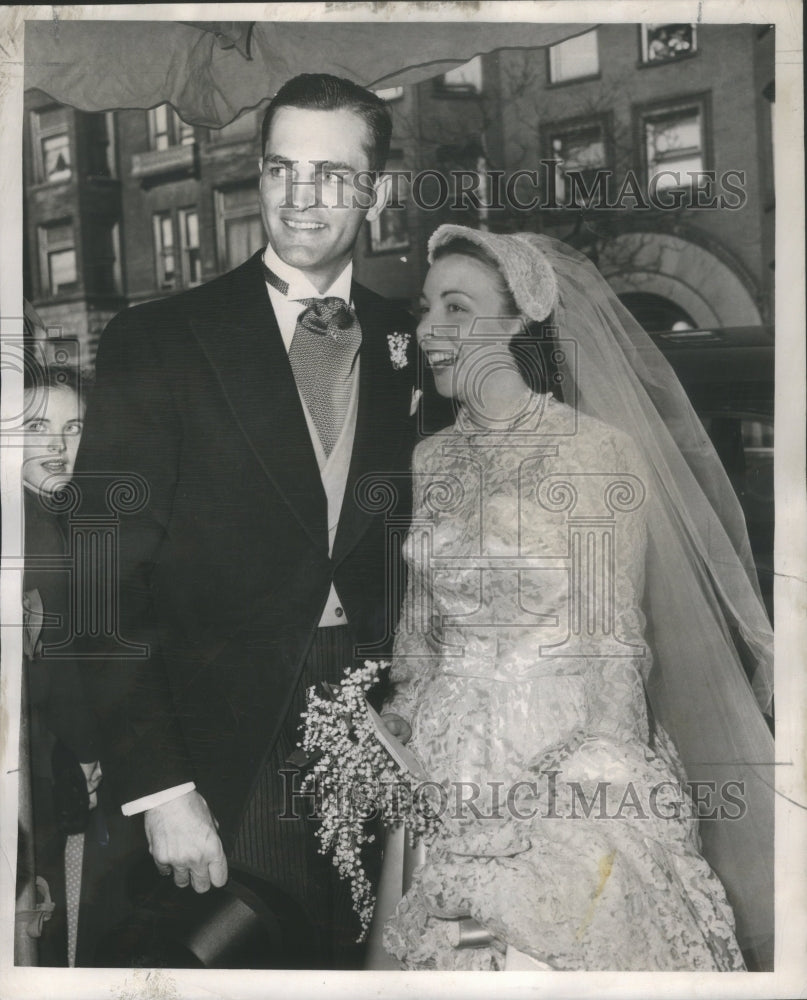 1950 Aston Lee Barbara Whiting Church wed - Historic Images
