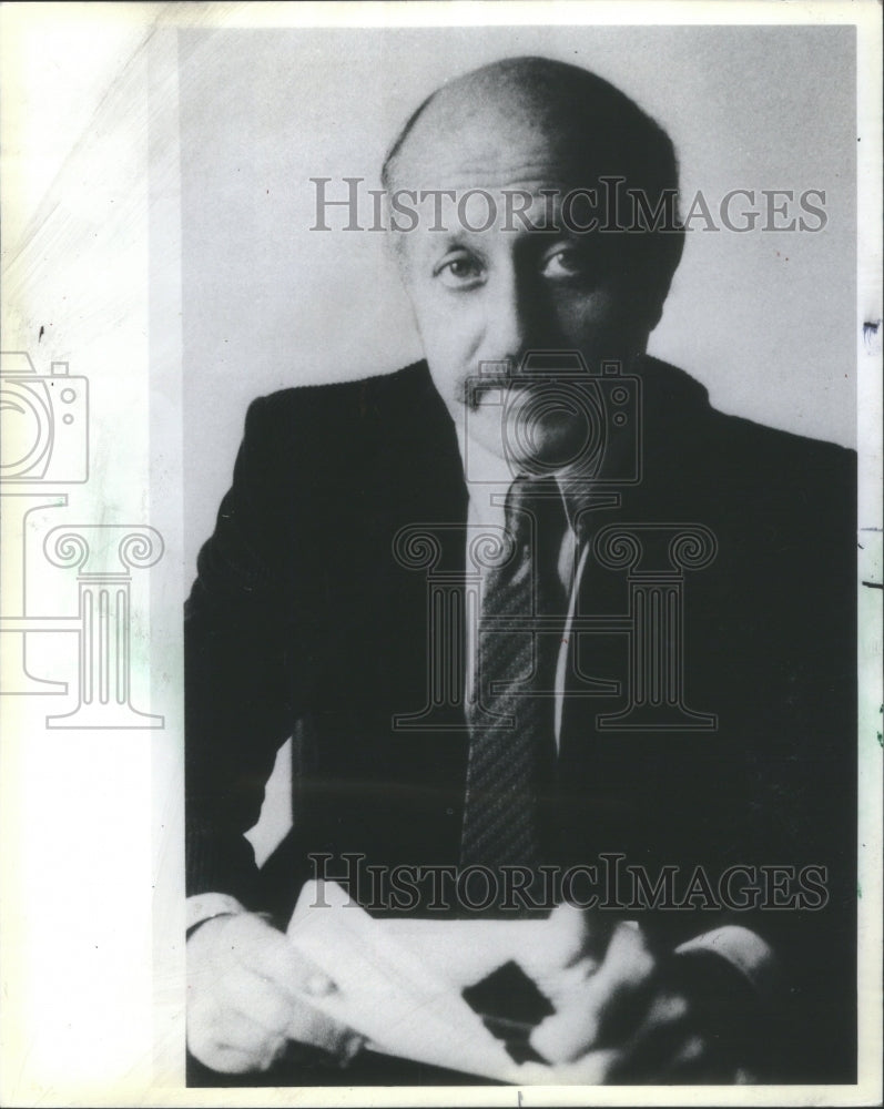 1984 George Crile producer  Uncounted Enemy-Historic Images