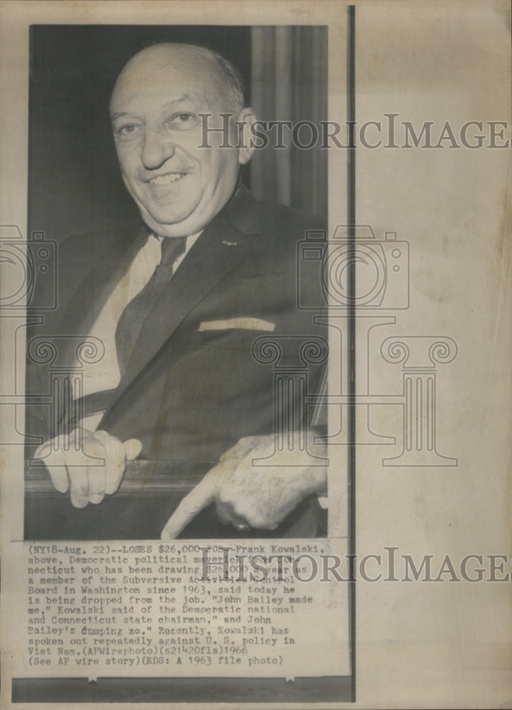 1966 Press Photo Frank Kowalski Democratic political- RSA47113 - Historic Images